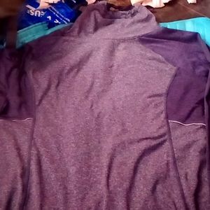 Avia lightly used grey and navy pullover,Size XXL(fits like a Large),Retails $40